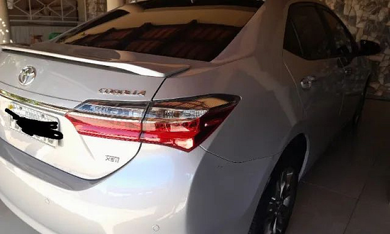 Toyota Corolla Xei 2...