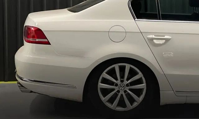 Volkswagen Passat Tb...