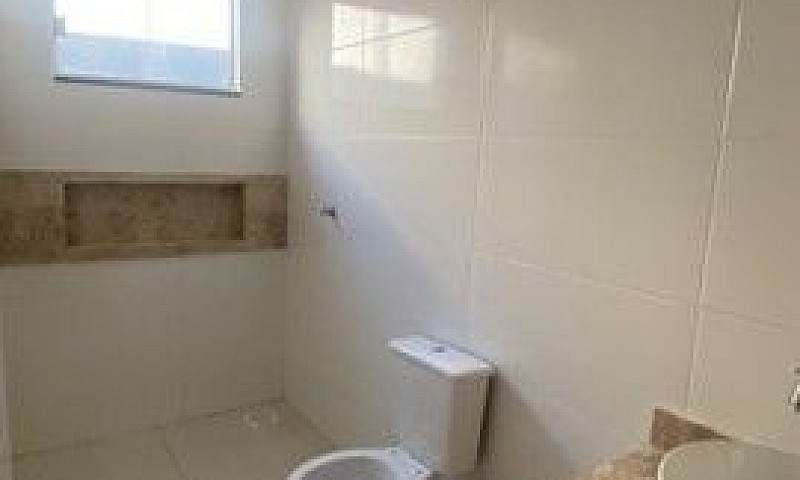 Casa Com 2 Dormitóri...