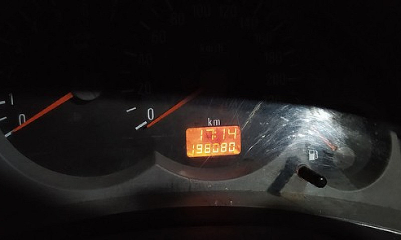 Corsa Hacht 2003 Já ...