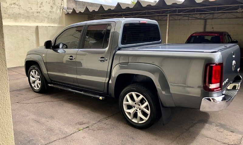 Vw - Amarok Highline...