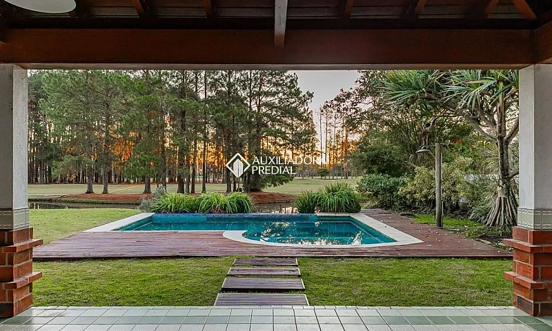 Casa Em Condomínio 4...