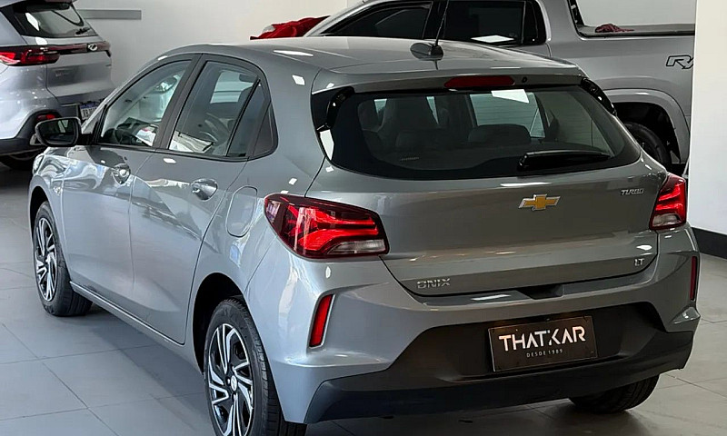 Chevrolet Onix Hatch...