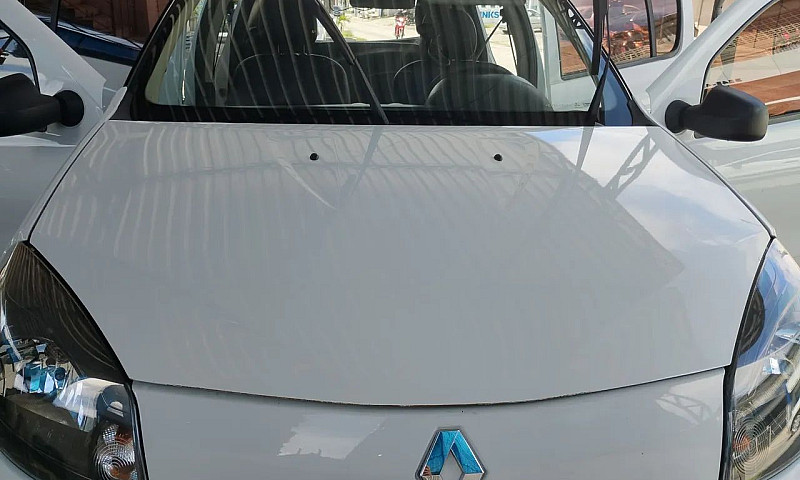 Renault Sandero Auth...