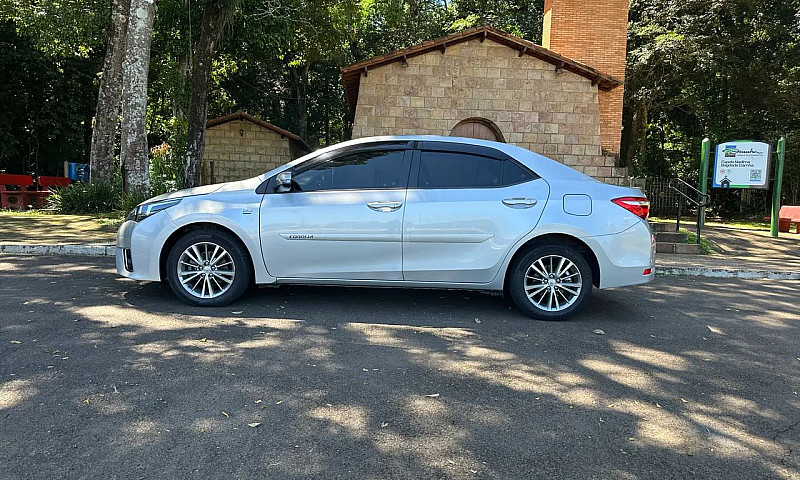 Toyota Corolla Xei 2...