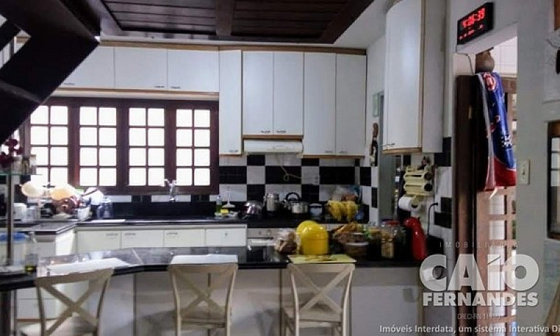 Casa Em Lagoa Nova...