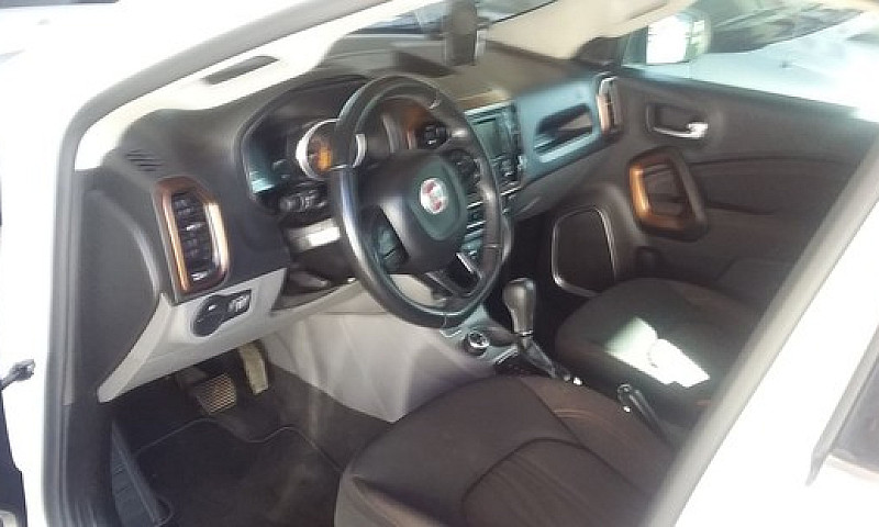 Fiat Toro Volcano 20...
