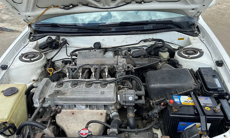 Toyota Corolla Xei 1...