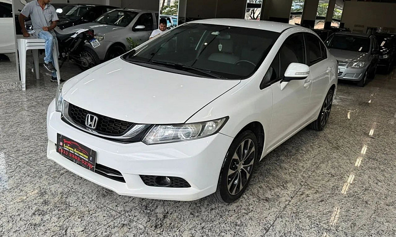Honda Civic 2.0 Pouq...
