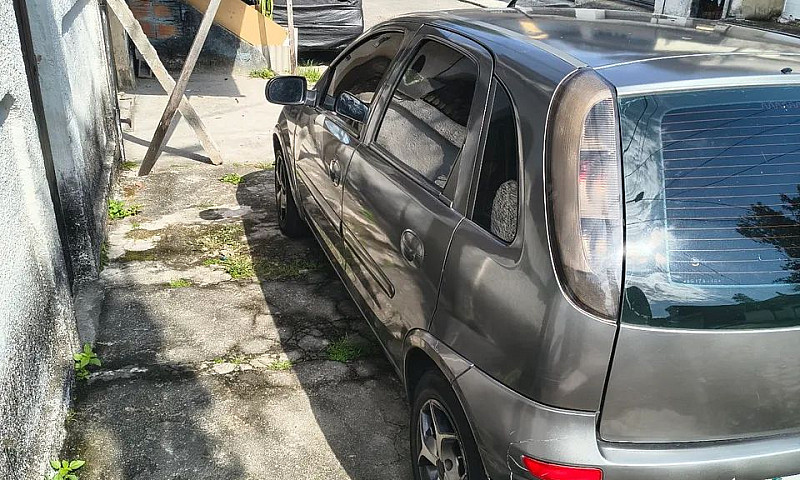 Chevrolet Corsa Hat....