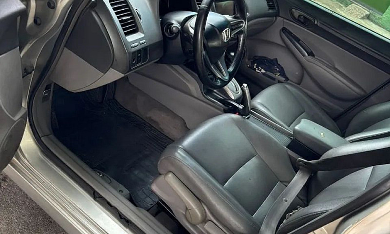 Honda Civic Sedan Lx...