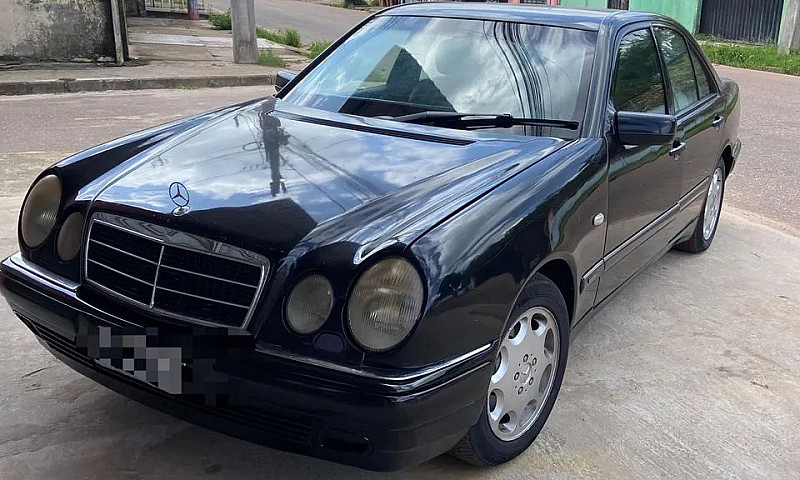 Mercedes-Benz E-430 ...