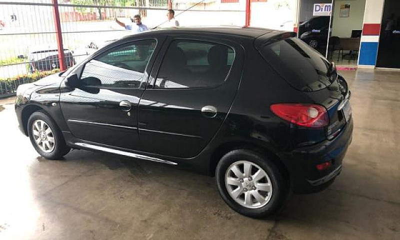 Peugeot 207 Hatch Xr...