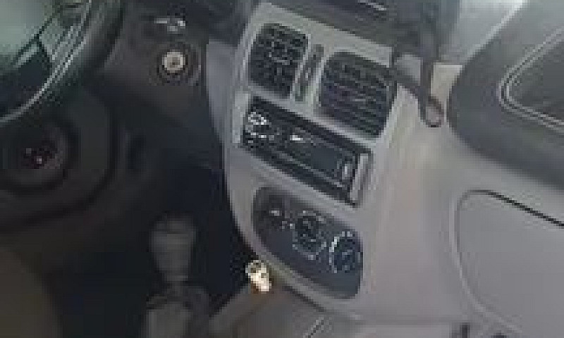 Renault Clio 1.0 2 P...