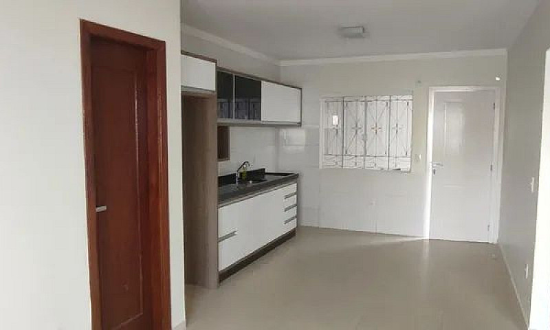 Casa Com Dois Quarto...