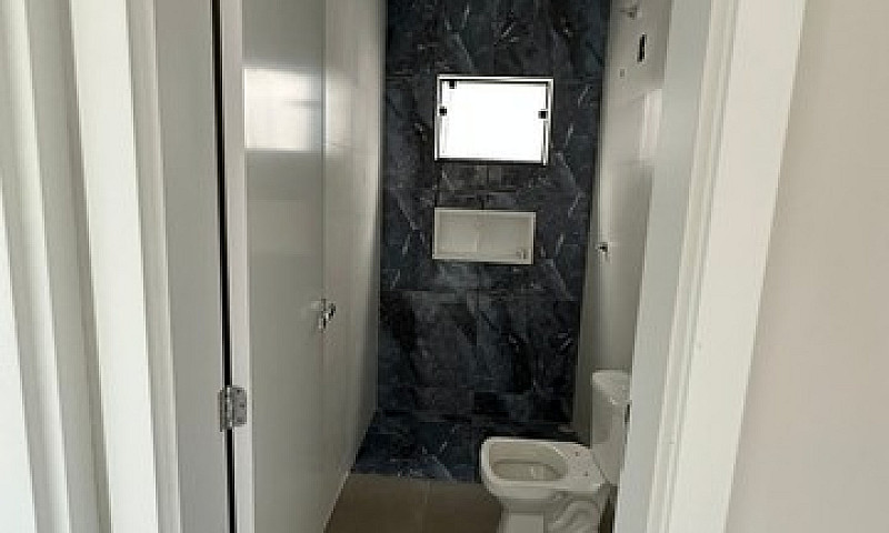Casa Com Terreno E E...