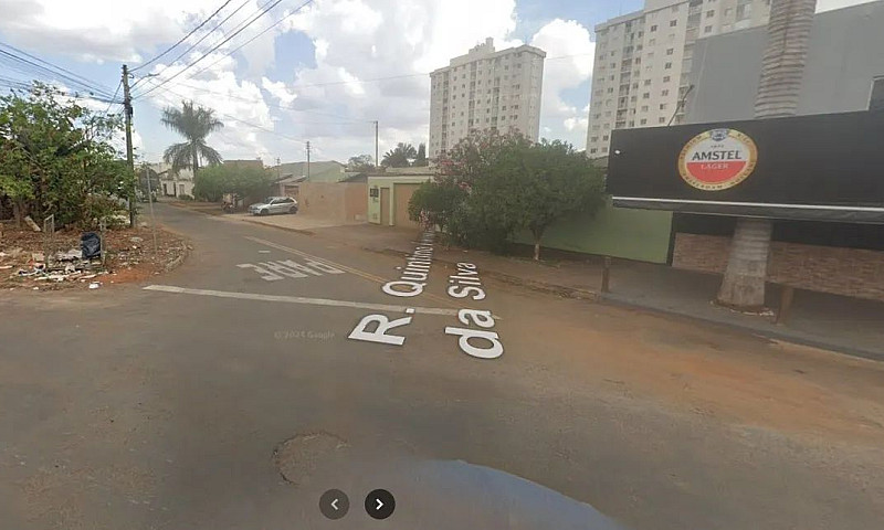 Área Com Mais De 1.0...