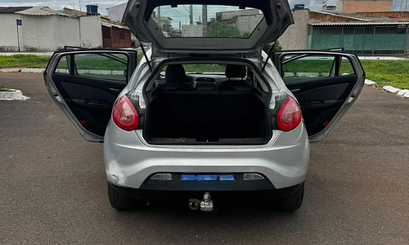 Chevrolet Onix Hatch...
