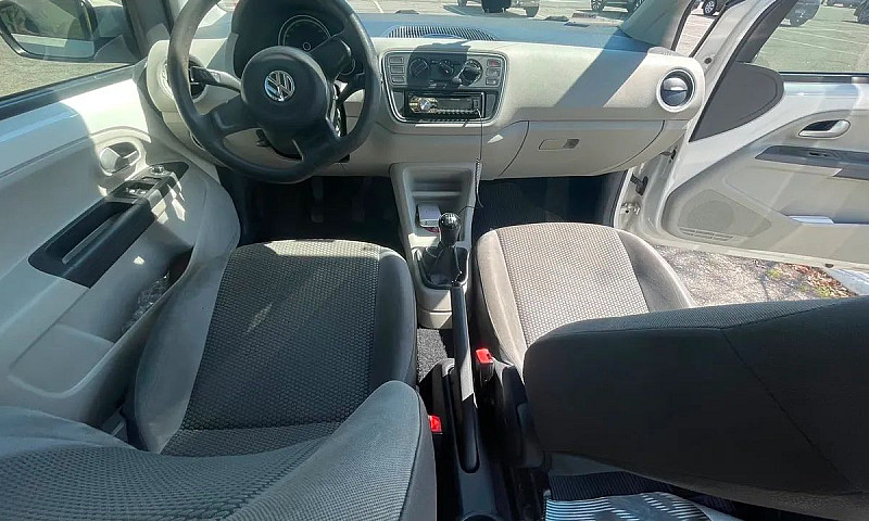Volkswagen Up! Move ...