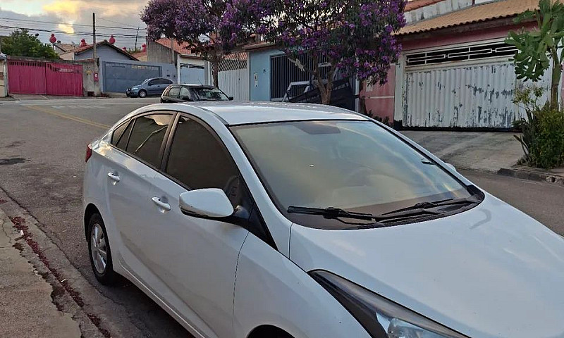 Hyundai Hb20S C.plus...