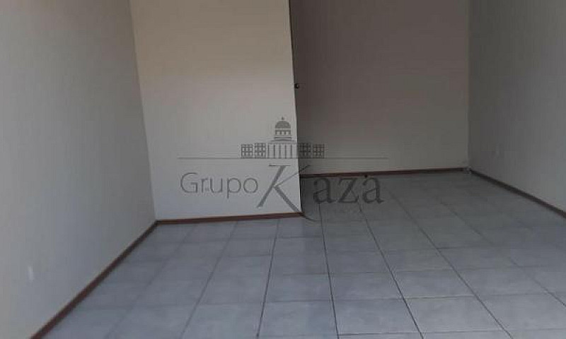 Apartamento / Padrão...