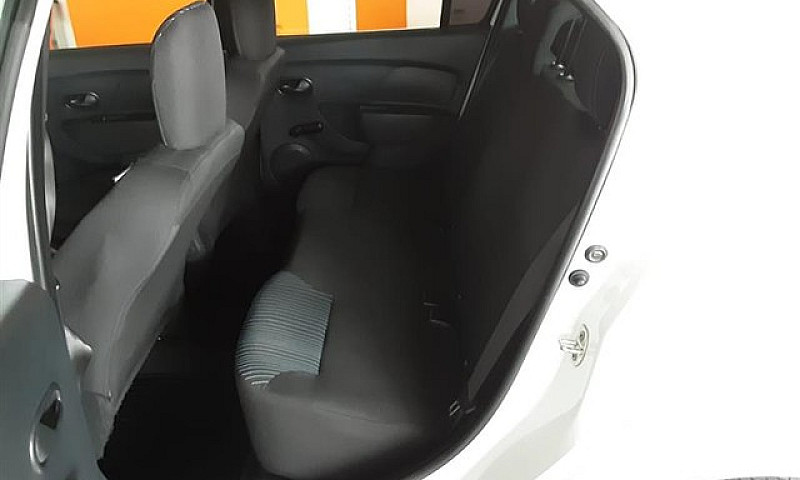 Renault Logan 1.0 12...