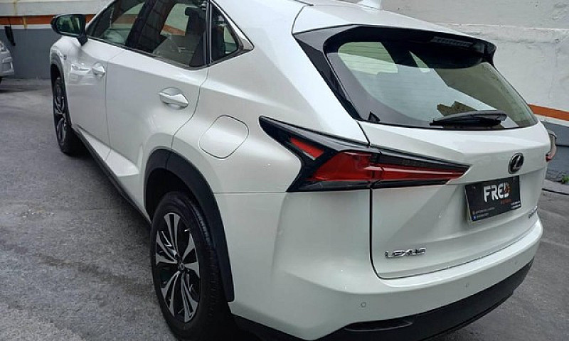Nx 300 F Sport...