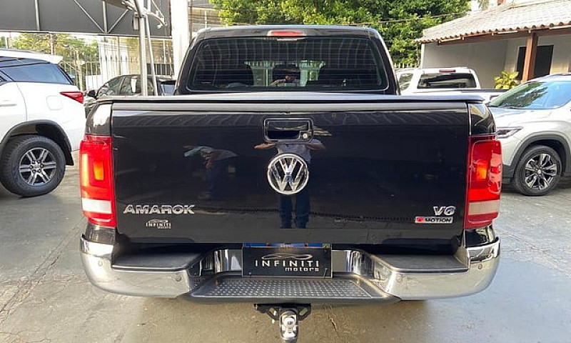 Volkswagen Amarok V6...