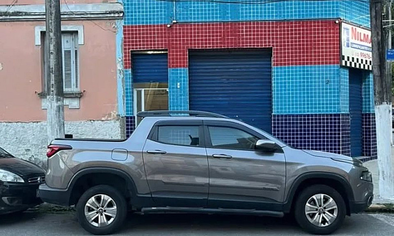 Fiat Toro Freedom 1....