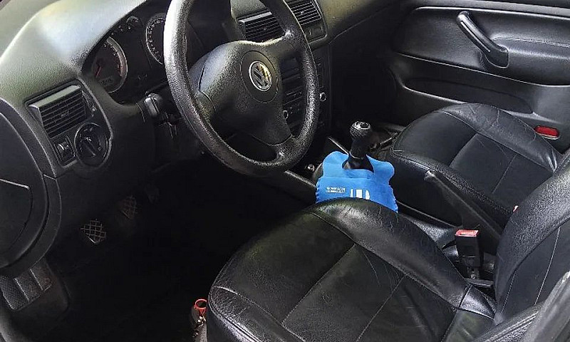 Volkswagen Golf 1.6 ...