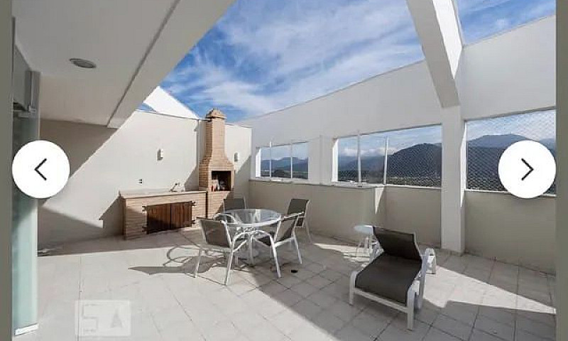 Cobertura Com 2 Quar...