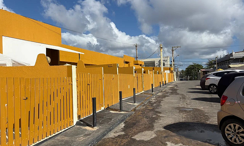 Vilage Na Beira Da P...