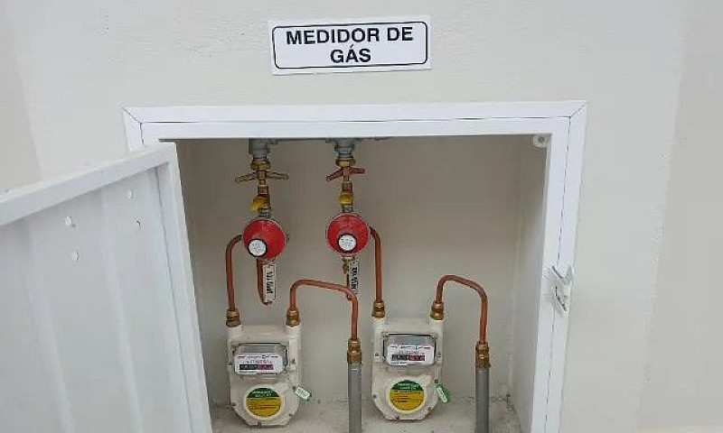 Alugo Apto Mobiliado...