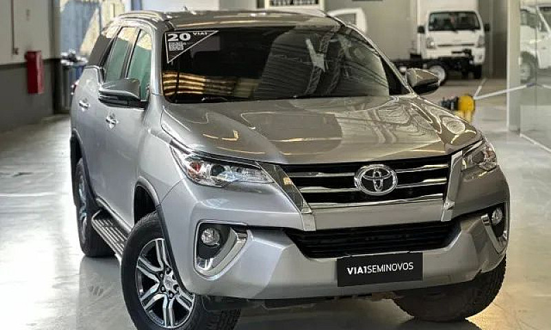 Toyota Hilux Sw4 Srv...