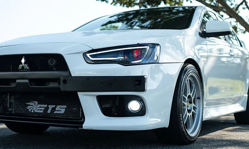 Mitsubishi Lancer 2....