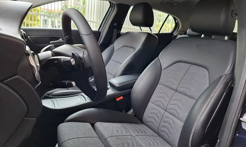 Mercedes-Benz Gla 20...