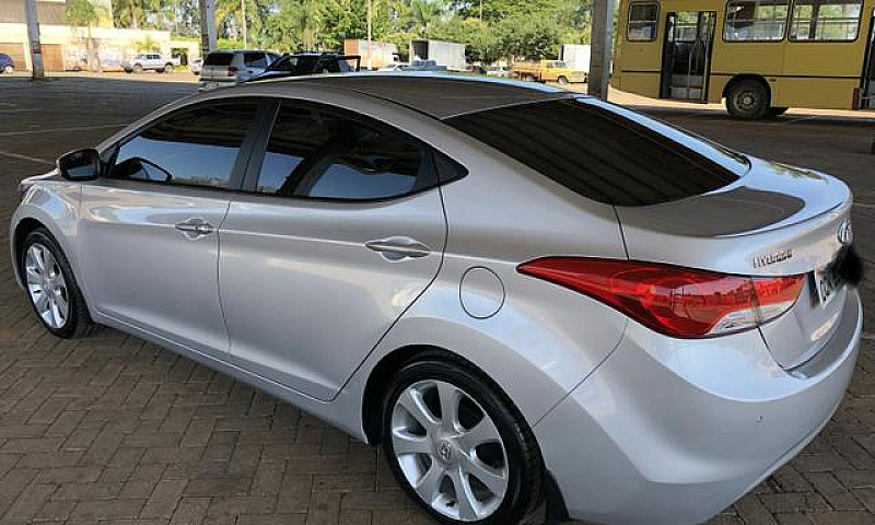 Hyundai Elantra Gls...