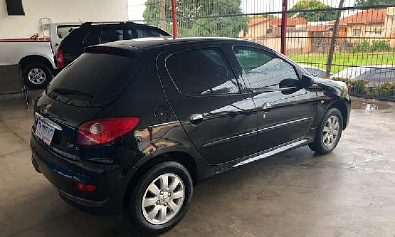 Peugeot 207 Hatch Xr...