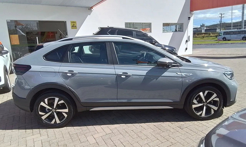 Volkswagen Nivus Hig...