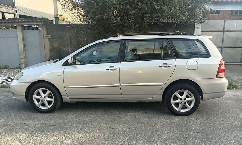 Toyota Corolla Field...