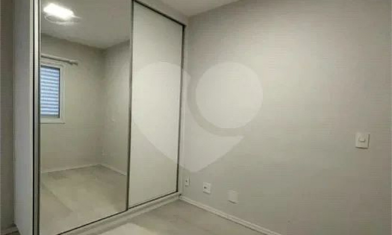 Apartamento À Venda ...