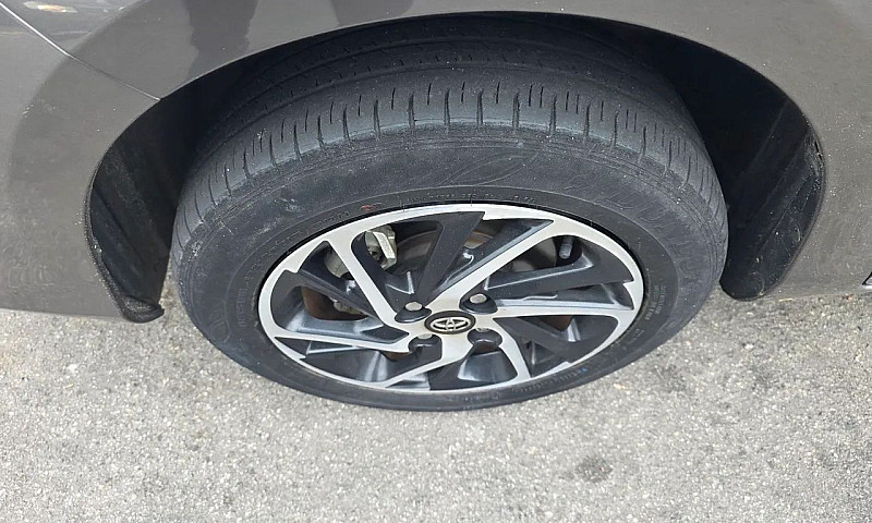 Toyota Yaris Xl Live...