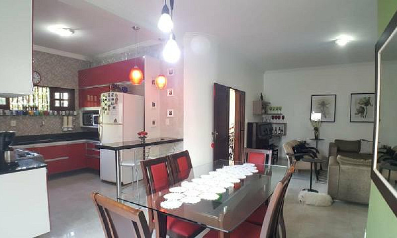 Casa De Condominio /...