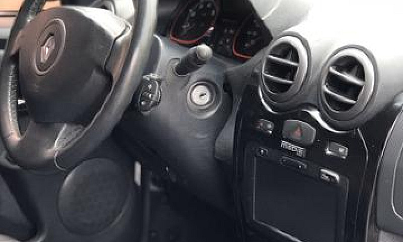 Sandero Stepway 1.6...