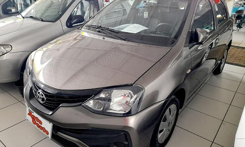 Toyota Etios X 1.3 F...