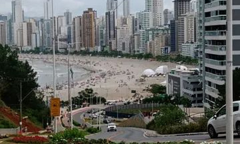 Kitnet Na Avenida At...