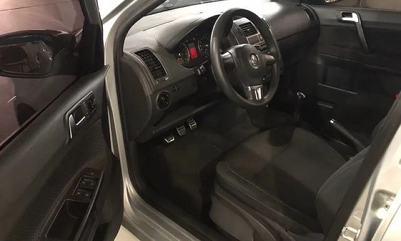 Volkswagen Polo 1.6 ...