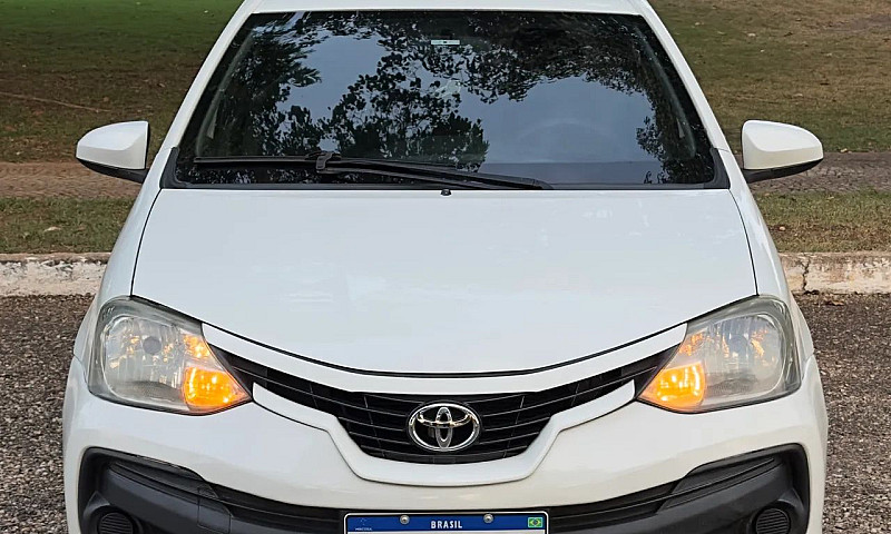 Toyota Etios X Sedan...