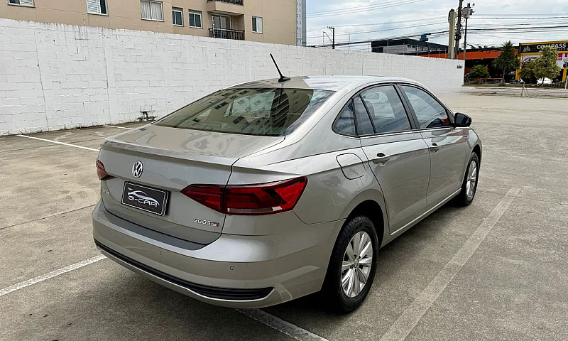 Volkswagen Virtus Co...