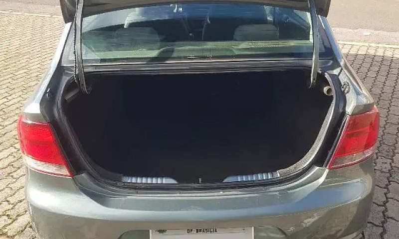 Volkswagen Voyage 1....